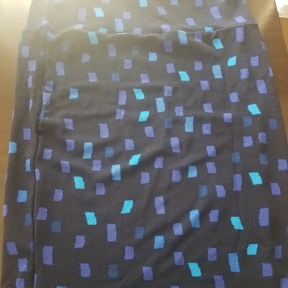 LuLaRoe 2XL Cassie skirt